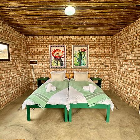 Daureb Isib Campsite And B&B Uis Екстер'єр фото