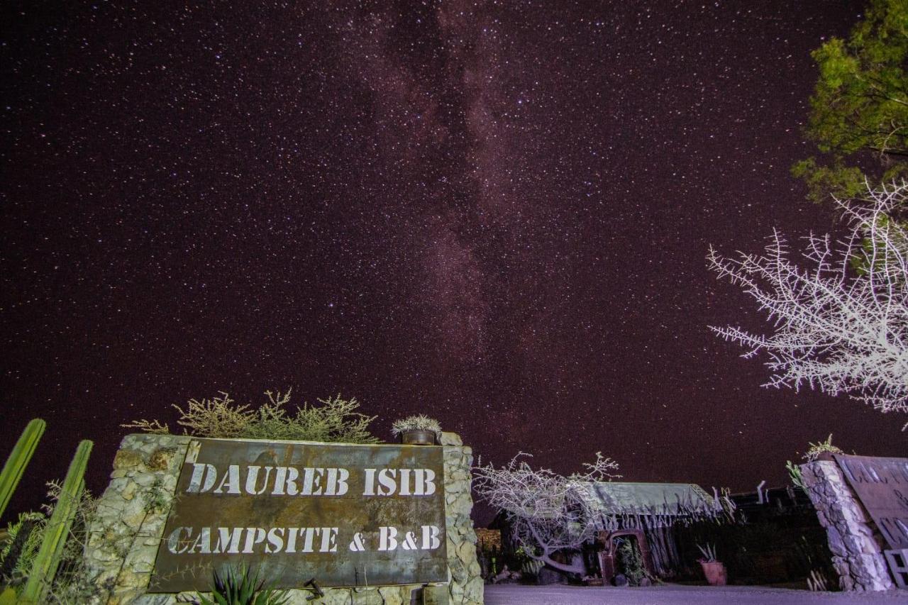 Daureb Isib Campsite And B&B Uis Екстер'єр фото