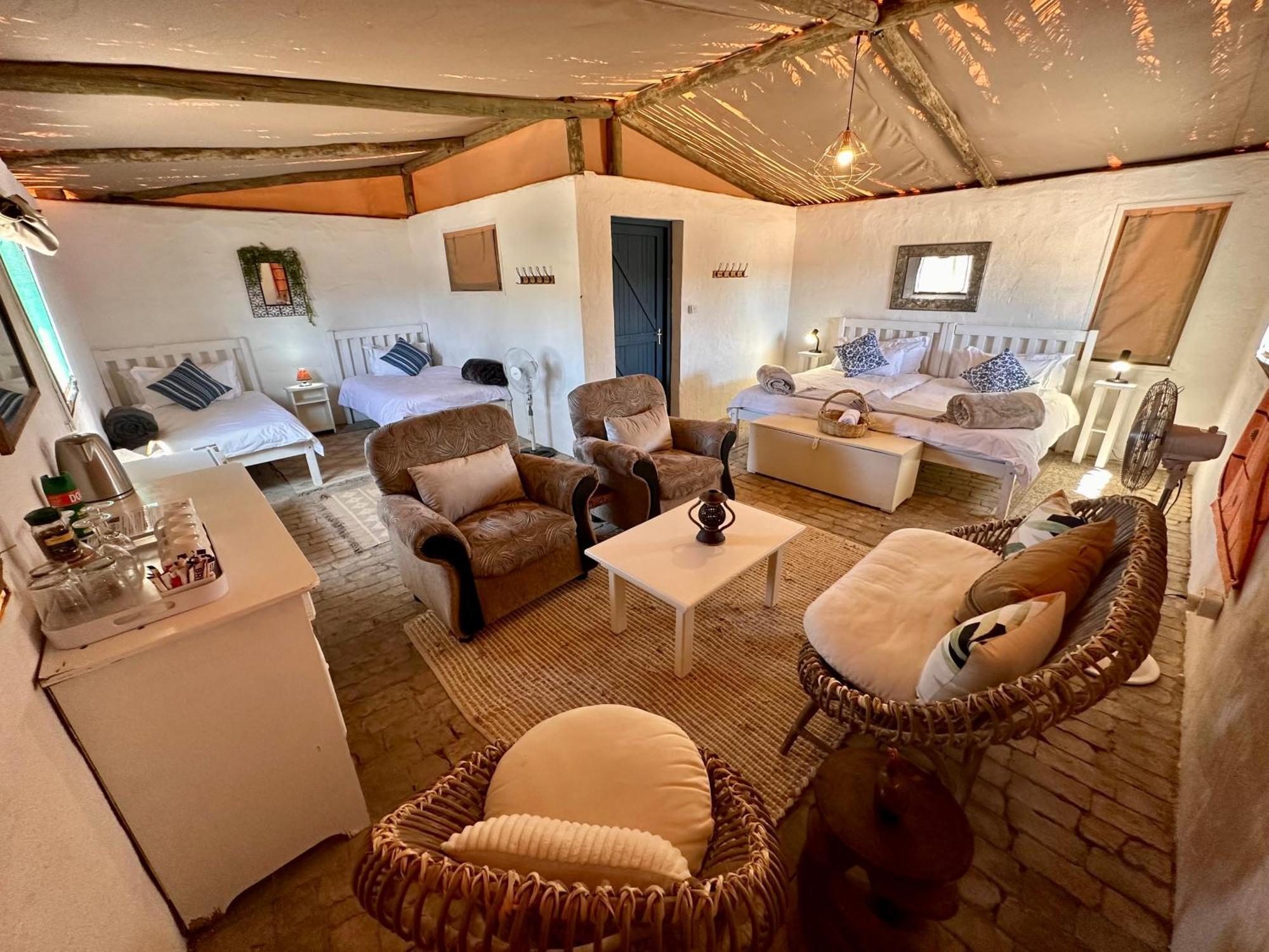 Daureb Isib Campsite And B&B Uis Екстер'єр фото